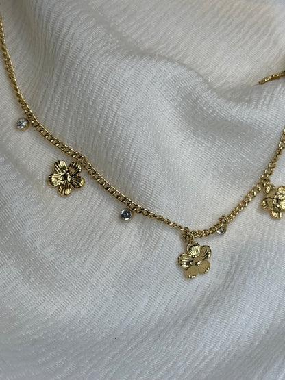 Strassy Flower Necklace Gold