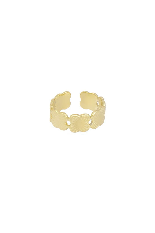 Connected Clovers Ring Gold