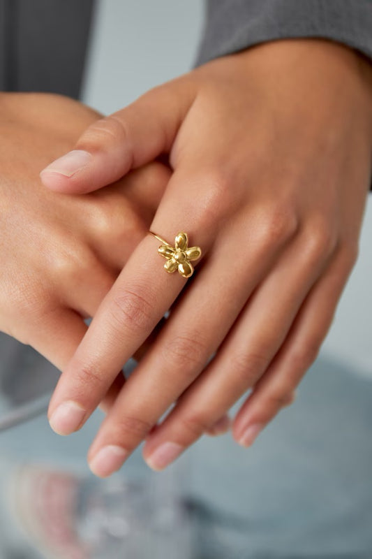 Puffy Flower Ring Gold