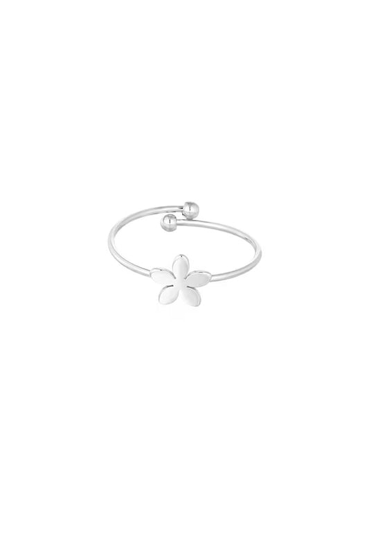 Basic Ring With Flower Silver